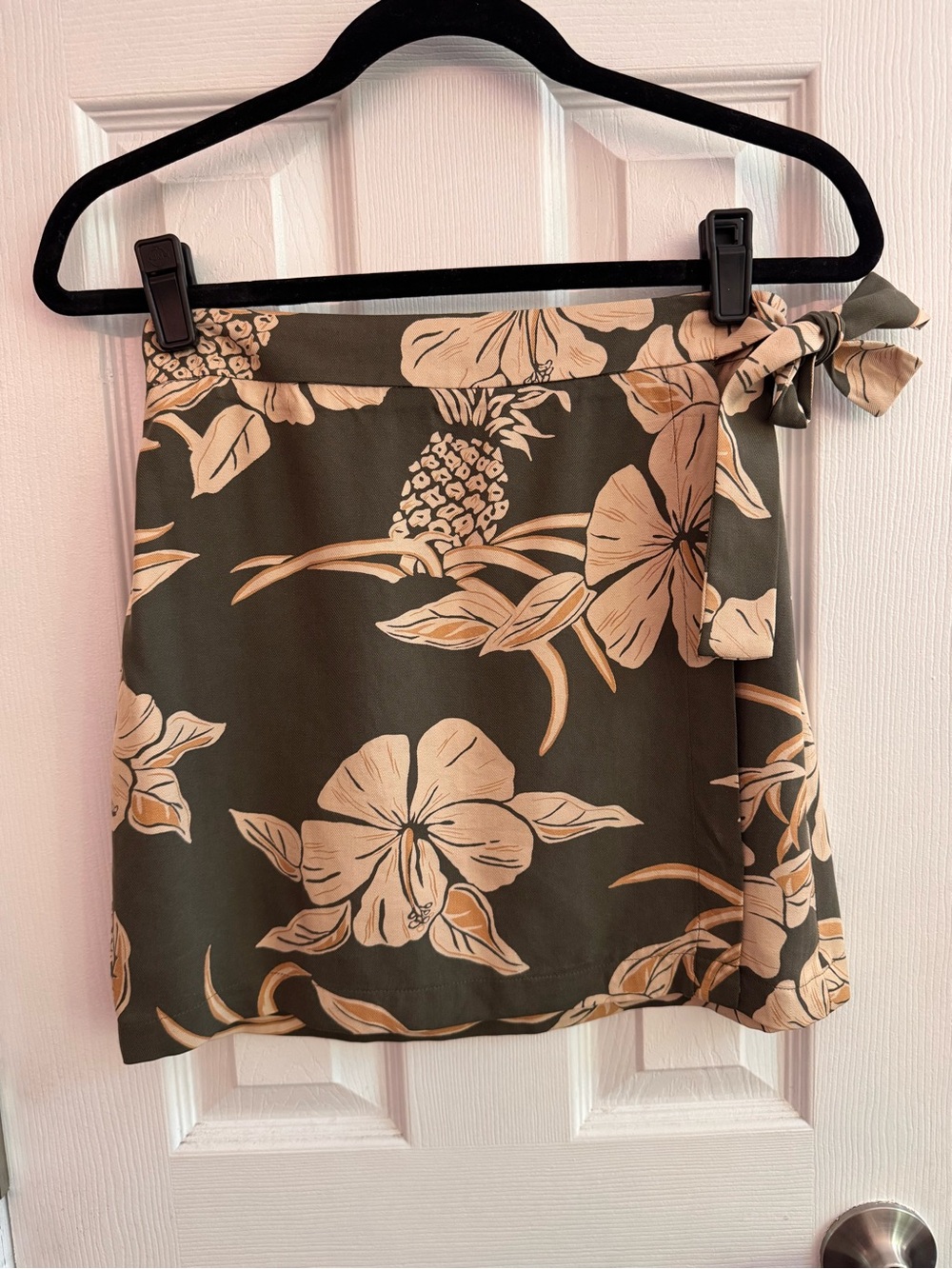 Vintage Tropical Print Floral Silk Wrap Mini Skirt Size Small Petite